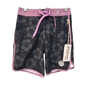 Okanui Boys Boardrider Boardshorts Black Berry Hibiscus Floral Size 8 KS22BR03